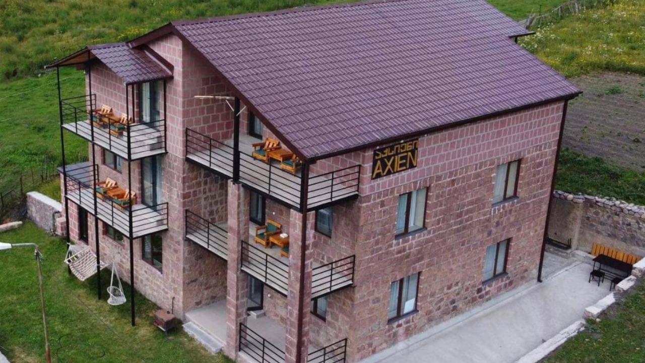 Hotel Axien Kazbegi Экстерьер фото